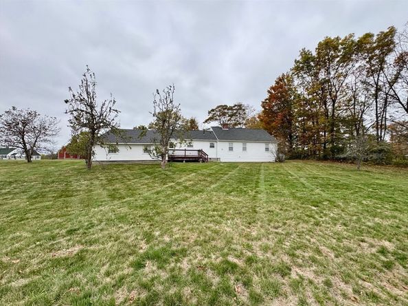 3327 Chestnut Hill Ave, Athol MA 01331