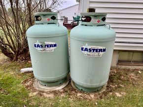 3327 Chestnut Hill Ave, Athol MA 01331