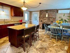 3327 Chestnut Hill Ave, Athol MA 01331