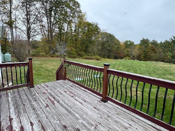 3327 Chestnut Hill Ave, Athol MA 01331