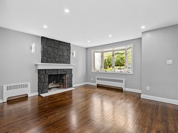 255 West St, Weymouth MA 02188