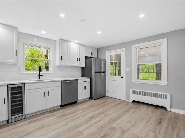 255 West St, Weymouth MA 02188