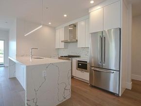 60 Newbury St 10, Quincy MA 02171