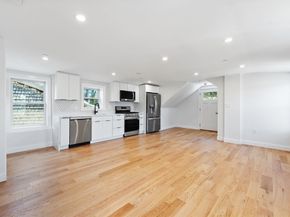 290 Washington St 3, Marblehead MA 01945