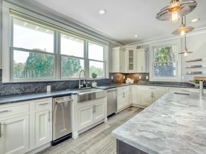 83 Altamont Ave, Melrose MA 02176