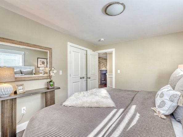 83 Altamont Ave, Melrose MA 02176