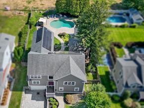 83 Altamont Ave, Melrose MA 02176