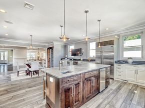 83 Altamont Ave, Melrose MA 02176