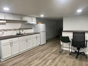 41 Lee Ave, Fitchburg MA 01420