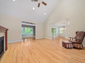 18 Ben Hogan Lndg 18, Weymouth MA 02190