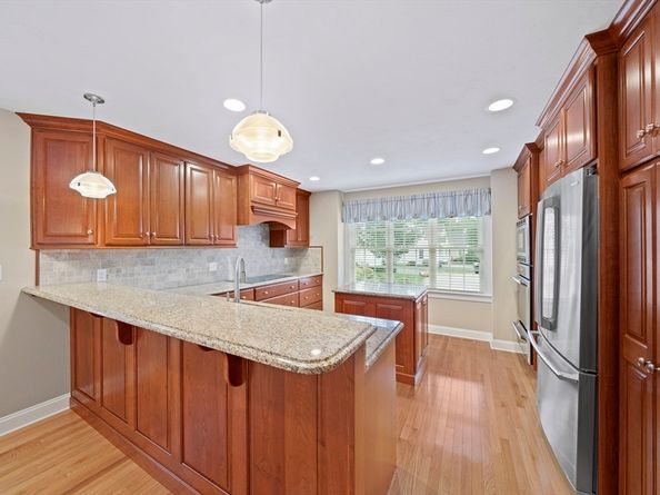 18 Ben Hogan Lndg 18, Weymouth MA 02190