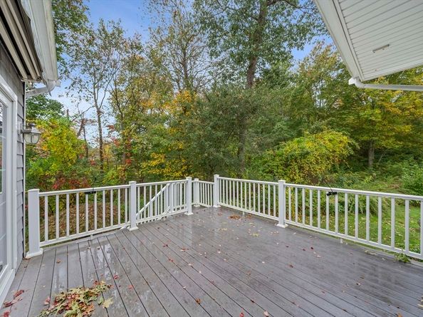 18 Ben Hogan Lndg 18, Weymouth MA 02190