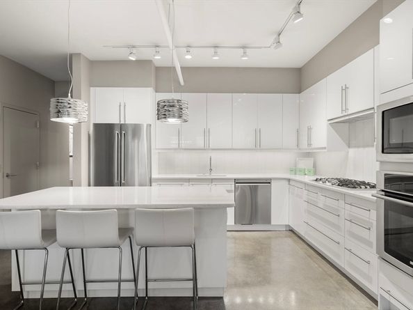 453 Washington St 5A, Boston MA 02111