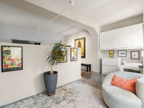 453 Washington St 5A, Boston MA 02111