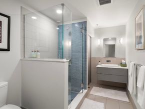 453 Washington St 5A, Boston MA 02111