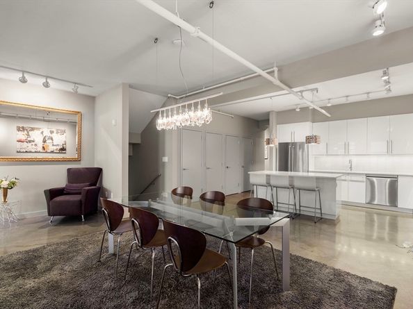 453 Washington St 5A, Boston MA 02111