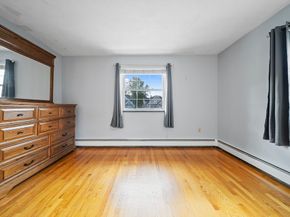 99 Pleasant St 21, Watertown MA 02472