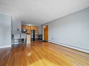 99 Pleasant St 21, Watertown MA 02472