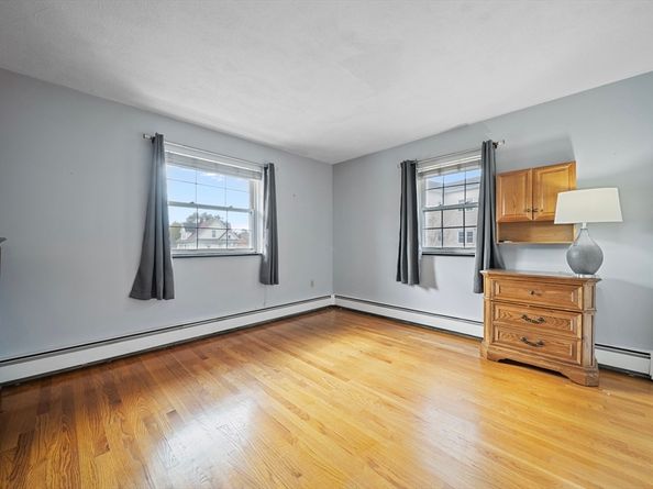 99 Pleasant St 21, Watertown MA 02472