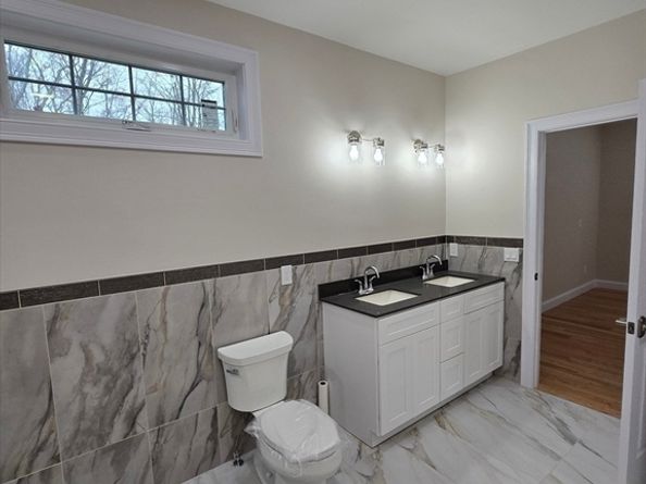 73 Dudley Hill Rd, Dudley MA 01571