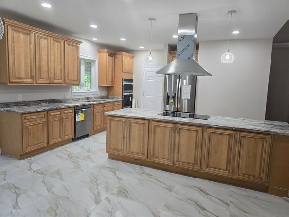 73 Dudley Hill Rd, Dudley MA 01571