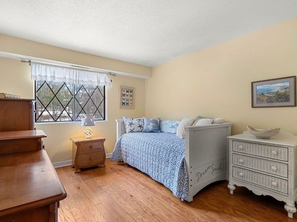 7 Greenbriar Dr 304, North Reading MA 01864