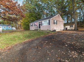 4 Edward Cody Lane, Weymouth MA 02190
