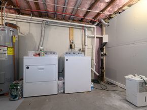 4 Edward Cody Lane, Weymouth MA 02190