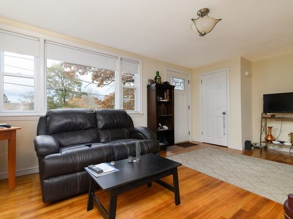 4 Edward Cody Lane, Weymouth MA 02190