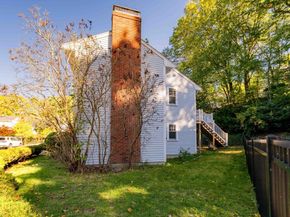 10 Hackensack Ter, Boston MA 02467