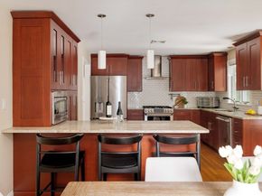 10 Hackensack Ter, Boston MA 02467