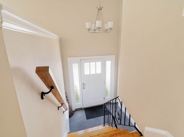 10 Hackensack Ter, Boston MA 02467