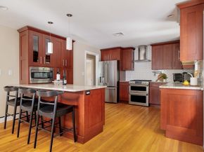 10 Hackensack Ter, Boston MA 02467