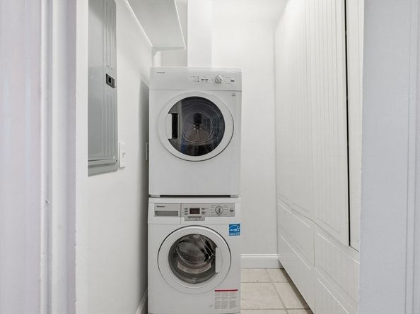 10 Bradford Ter 5, Brookline MA 02446