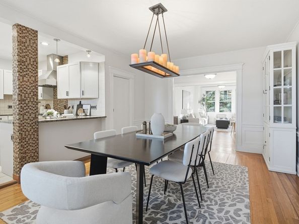10 Bradford Ter 5, Brookline MA 02446