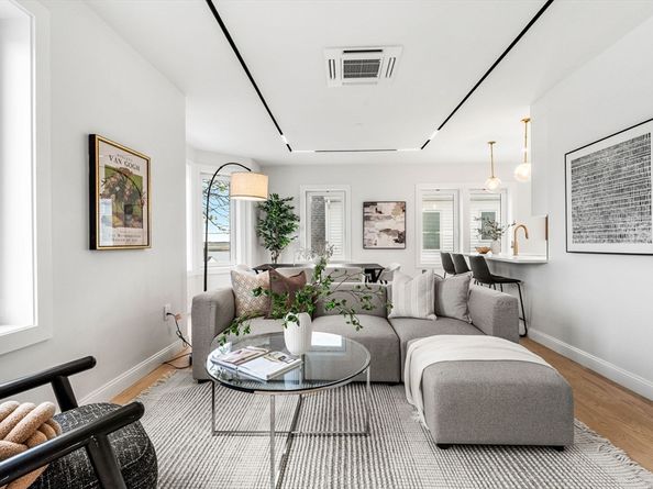 5 Nancia 2, Boston MA 02128
