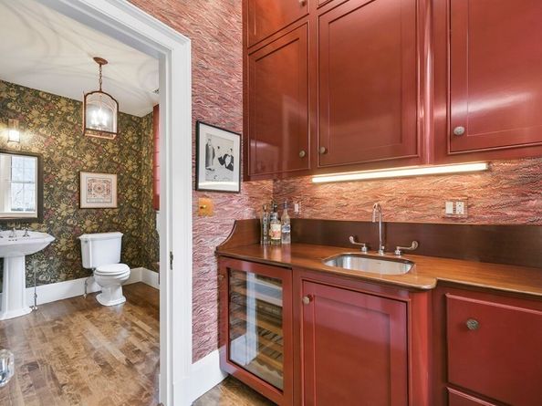 59 Chestnut Street, Boston MA 02108