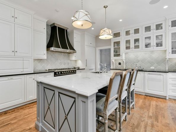 59 Chestnut Street, Boston MA 02108