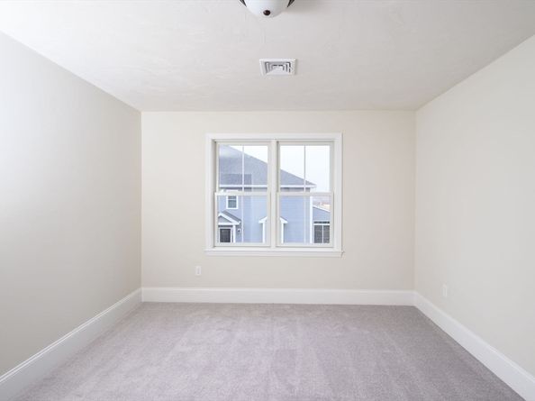 44 Metacomet Road 44, West Bridgewater MA 02379