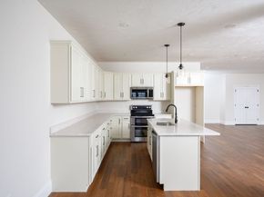 44 Metacomet Road 44, West Bridgewater MA 02379