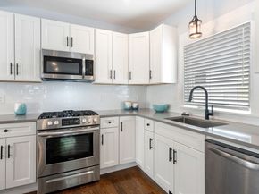 18 Harding Ter, Dedham MA 02026