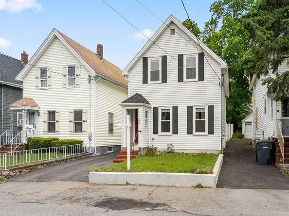 18 Harding Ter, Dedham MA 02026