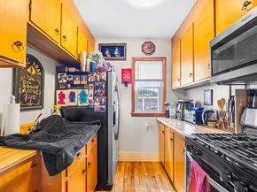 208 Fifth St, Leominster MA 01453