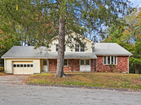 39 Davidson Road, West Boylston MA 01583