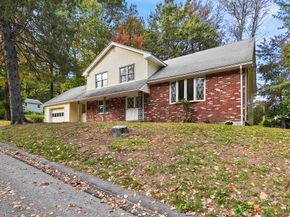 39 Davidson Road, West Boylston MA 01583