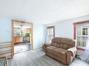 8 Weston Ave, Wareham MA 02571