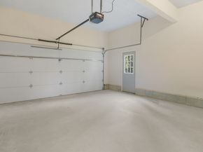 14A Welch Ave, Rutland MA 01543