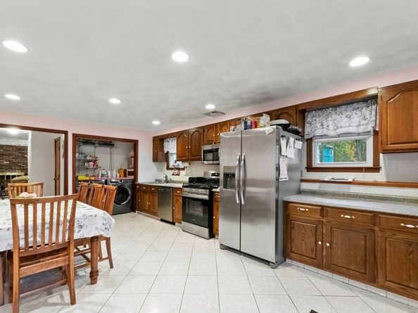 55 West Park Drive, Wakefield MA 01880