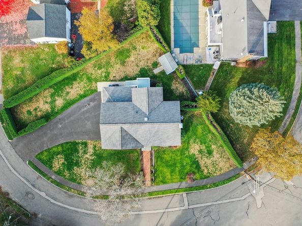 55 West Park Drive, Wakefield MA 01880