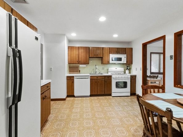 55 West Park Drive, Wakefield MA 01880